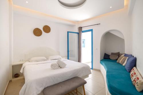 Oldtown Suites Fira