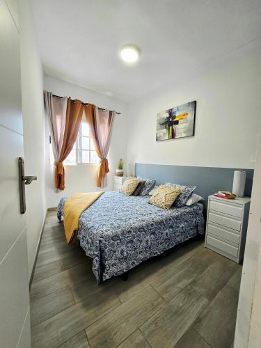 Sunny Holidays Los Cristianos