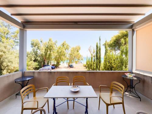 eucalyptus 2019 top floor two-balconies beachfront apartment