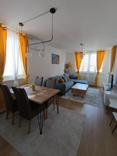Foto Sarajevo Apartment AMAJE - free parking
