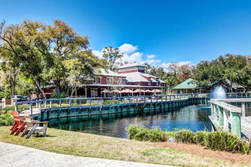 Gallery image of 2510 Tennis Villas King Suite in Fernandina Beach