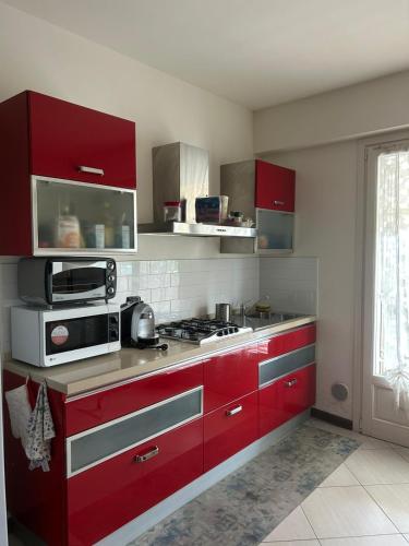 Η κουζίνα ή μικρή κουζίνα στο Appartamento Rosa