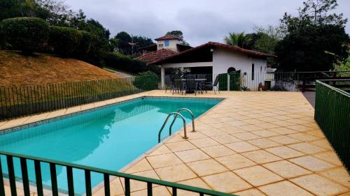 Bazén v ubytování Casa do Lago nebo v jeho okolí