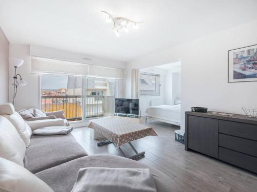 Appartement moderne au centre-ville avec balcon et wifi - FR-1-821-44