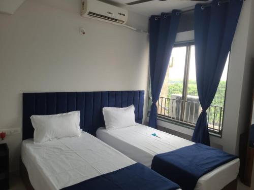 Fotografie z fotogalerie ubytování SunRay Serviced Apartment, -Airport View - Ulwe ,Navi Mumbai Airport v destinaci Nová Bombaj