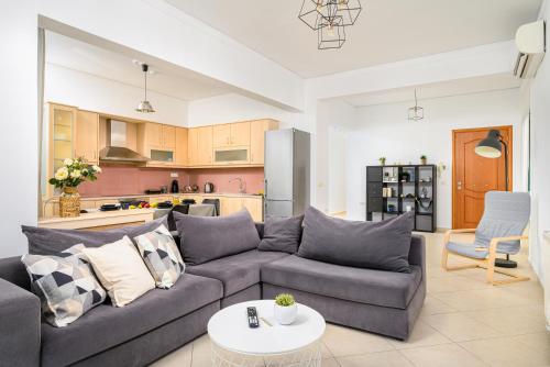 Aerino House - 2BD Apartment in Hersonissos - Sleeps 5