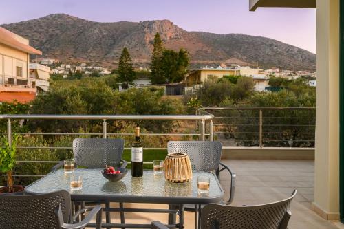 Aerino House - 2BD Apartment in Hersonissos - Sleeps 5