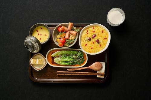 Mad på hotellet eller i nærheden