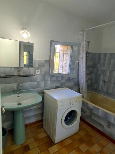 Ένα μπάνιο στο Gîte Fonfroide, Drome Provençale