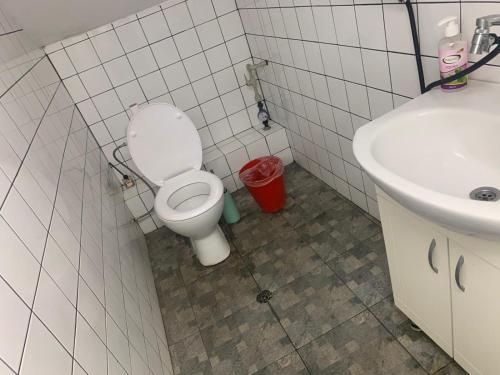 Ένα μπάνιο στο Norm Dorm Center Plovdiv