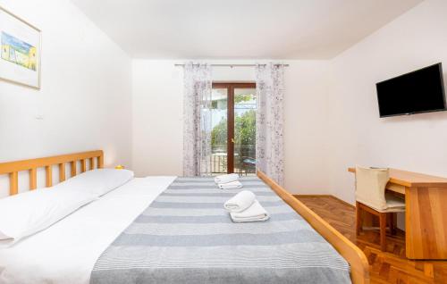 1 Bedroom Cozy Apartment In Malinska