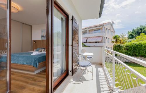 1 Bedroom Amazing Apartment In Malinska