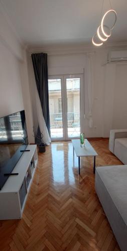 V32 - Athens Central Fully Equipped Apartment