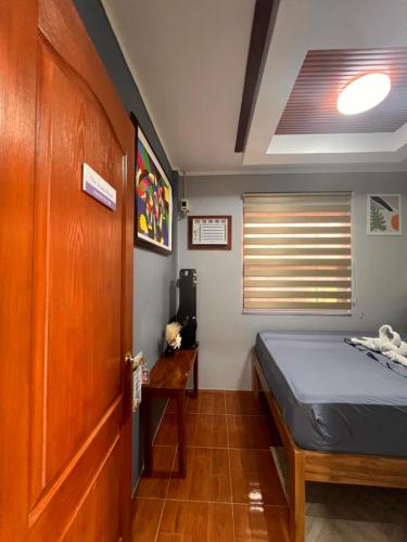 Postel nebo postele na pokoji v ubytování Luxury Vacation House Oceanfront in Lila, Bohol