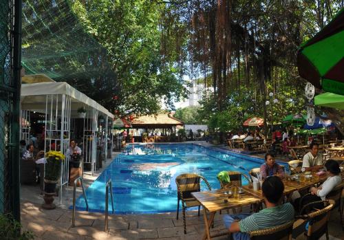 Bazén v ubytovaní Yasaka Saigon Nha Trang Hotel & Spa alebo v jeho blízkosti