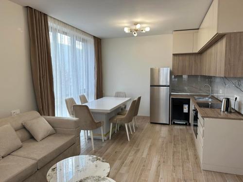 Kuchyň nebo kuchyňský kout v ubytování Sunrise In Dilijan