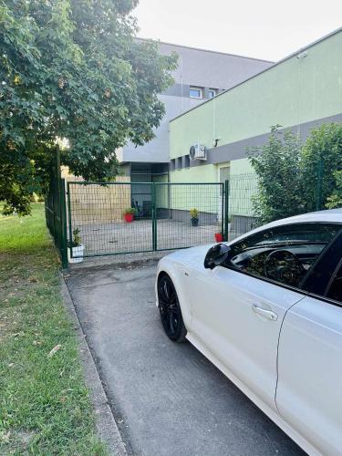 Fotografie z fotogalerie ubytování Elephant Apartman v destinaci Komárno