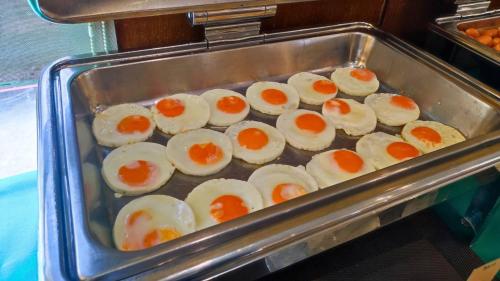 Comida en o cerca de este hotel