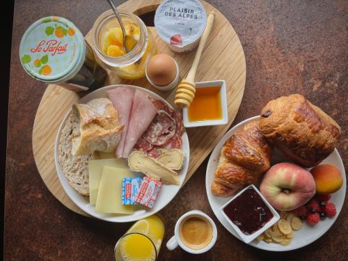 Jídlo v hotelu nebo okolí