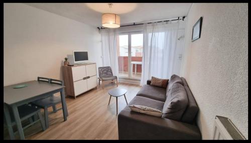 Joli T2 36m2 quatier port malfato, place de parking privative