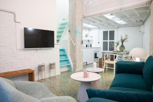 3Bed Loft 500m from Monastiraki Sq