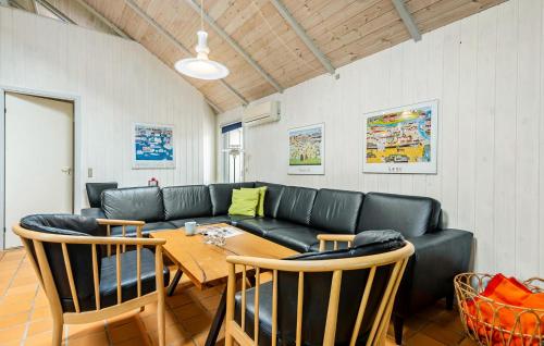 Χώρος καθιστικού στο Holiday Home Svinget Blåvand