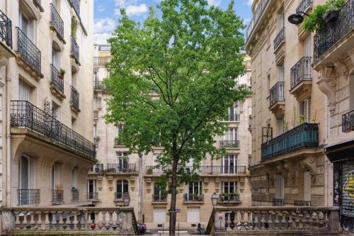 Haussmannian and Central - Montmartre and Sacré-Coeur