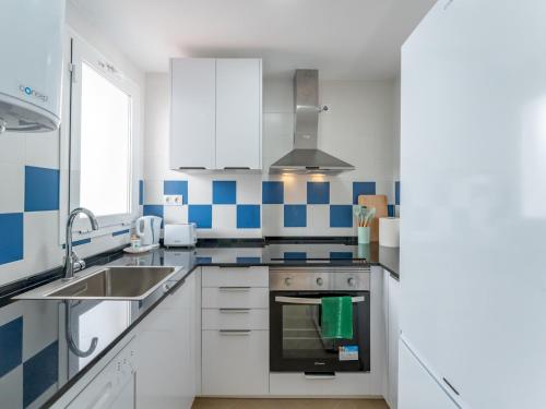 Pass the Keys Charming 1-Bedroom Flat in Benalmádena Pueblo