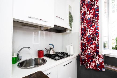 Kuchyň nebo kuchyňský kout v ubytování Palazzuolo Urban Nest