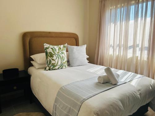 Galeriebild der Unterkunft Stunning modern 2 bedroom apartment in Waterfall Ridge in Midrand