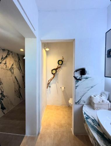 TV a/nebo společenská místnost v ubytování Core Luxury Suites