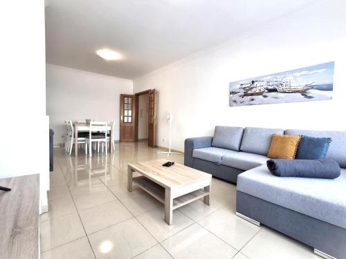 Sun Waves City Family Apartment