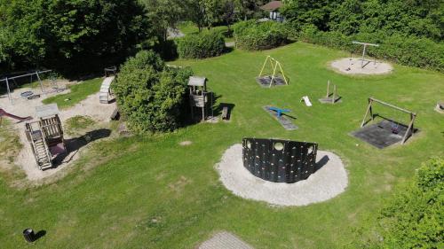 Φωτογραφία από το άλμπουμ του Ferienhaus Robinson Crusoe Schwarzkittelpfad 80 σε Waldbrunn