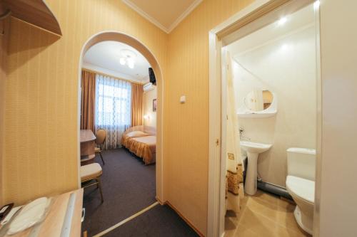 Kamar di Hotel Volga