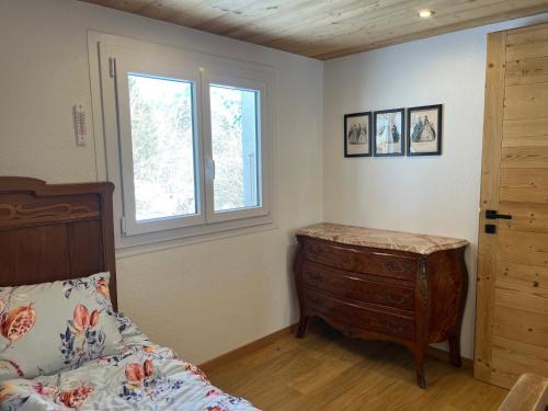 Chalet les jougesにあるベッド