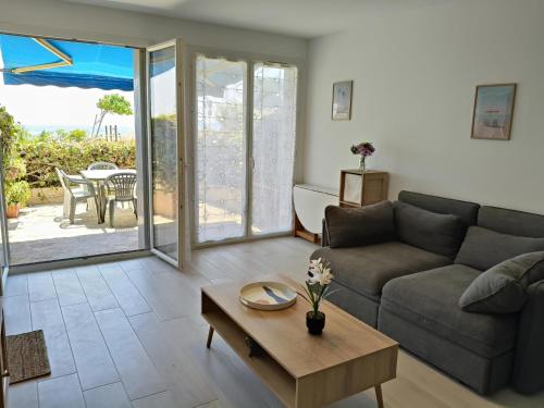 Les Embruns T2 front de mer et parking gratuit
