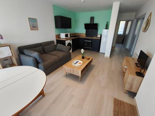 Les Embruns T2 front de mer et parking gratuit