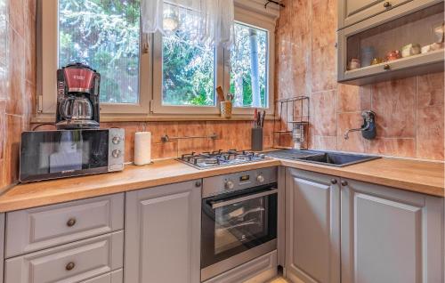 1 Bedroom Gorgeous Home In Medulin