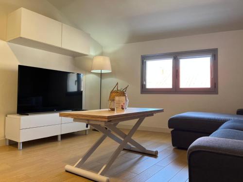 Ollerias 33 by Caleta Homes
