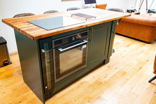 Gallery image of Luxury Cottage by the Fairy Pools 1 in Carbost