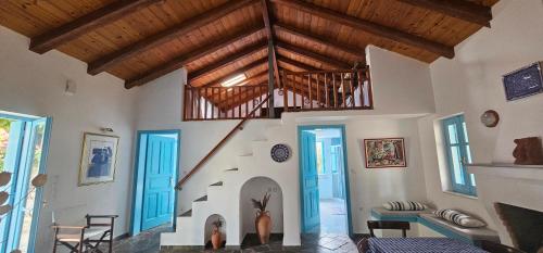 Galería fotográfica de Peloponnese Hideout - Traditional stone house en Akrata