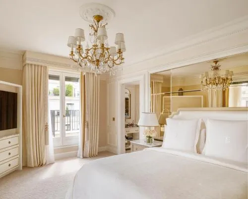 Four Seasons Hotel George V Paris photo 26