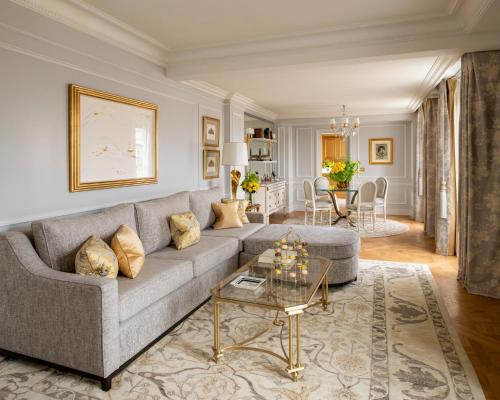 Four Seasons Hotel George V Paris photo 69