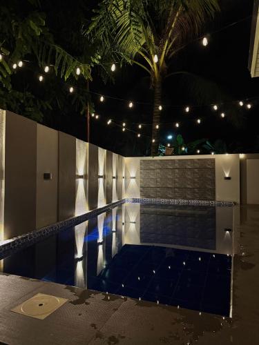 Piscina en o cerca de Casa KM Beach and Pool Access FREE pick up Seaport and Airport
