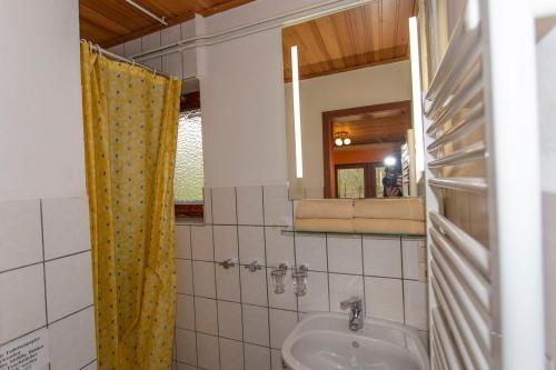 Koupelna v ubytování Ferienwohnungen unter Reet 45106