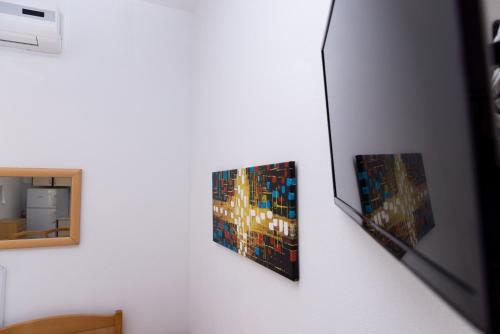 B studio apartment near the beach with sea view