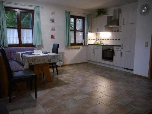 Kuchyň nebo kuchyňský kout v ubytování Gästehaus Seeber