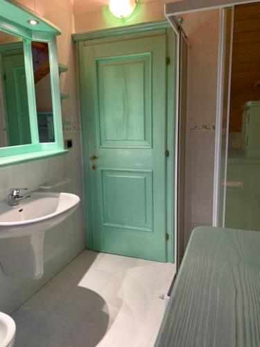 Ένα μπάνιο στο Alla Vecchia Stazione - Appartamento di Montagna