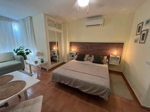 Apt luminoso con vistas a la montaña - Playa 15 min a pie photo 6