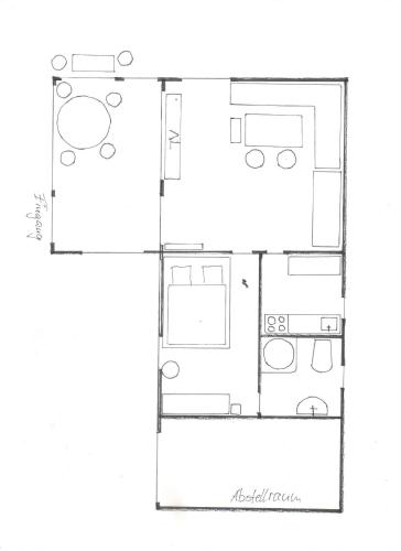 a drawing of a floor plan of a house at Bungalow Am Richtberg in Quetzin